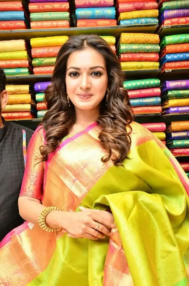 South Indian Girl Catherine Tresa launched KLM Fashion Mall